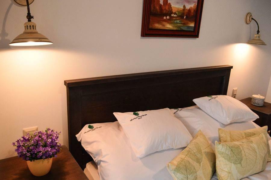 Somhegyi Oereg Harsfak Major Vendeghaz Bed & Breakfast Bakonybel Luaran gambar