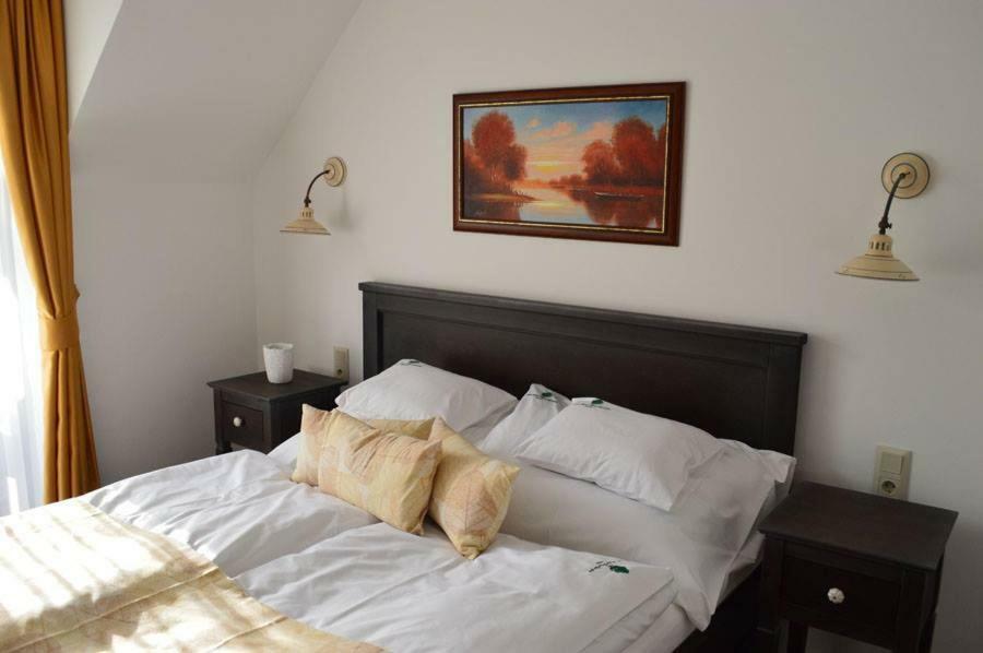 Somhegyi Oereg Harsfak Major Vendeghaz Bed & Breakfast Bakonybel Luaran gambar